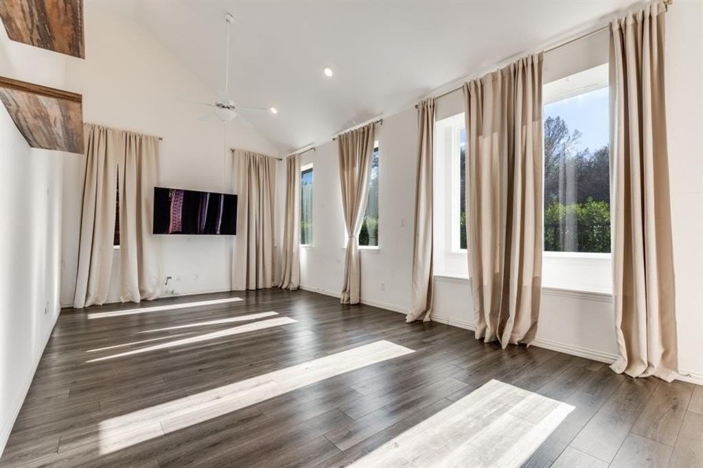 9807 Romo St - Photo 3 of 25