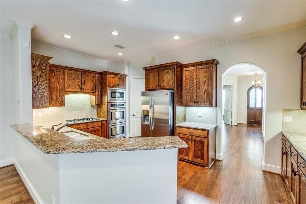 5630 Ellsworth Ave - Photo 6 of 25