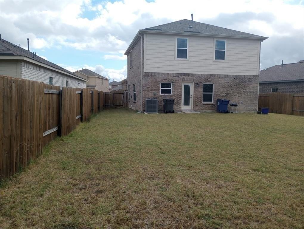 1328 Windermere Way - Photo 3 of 21