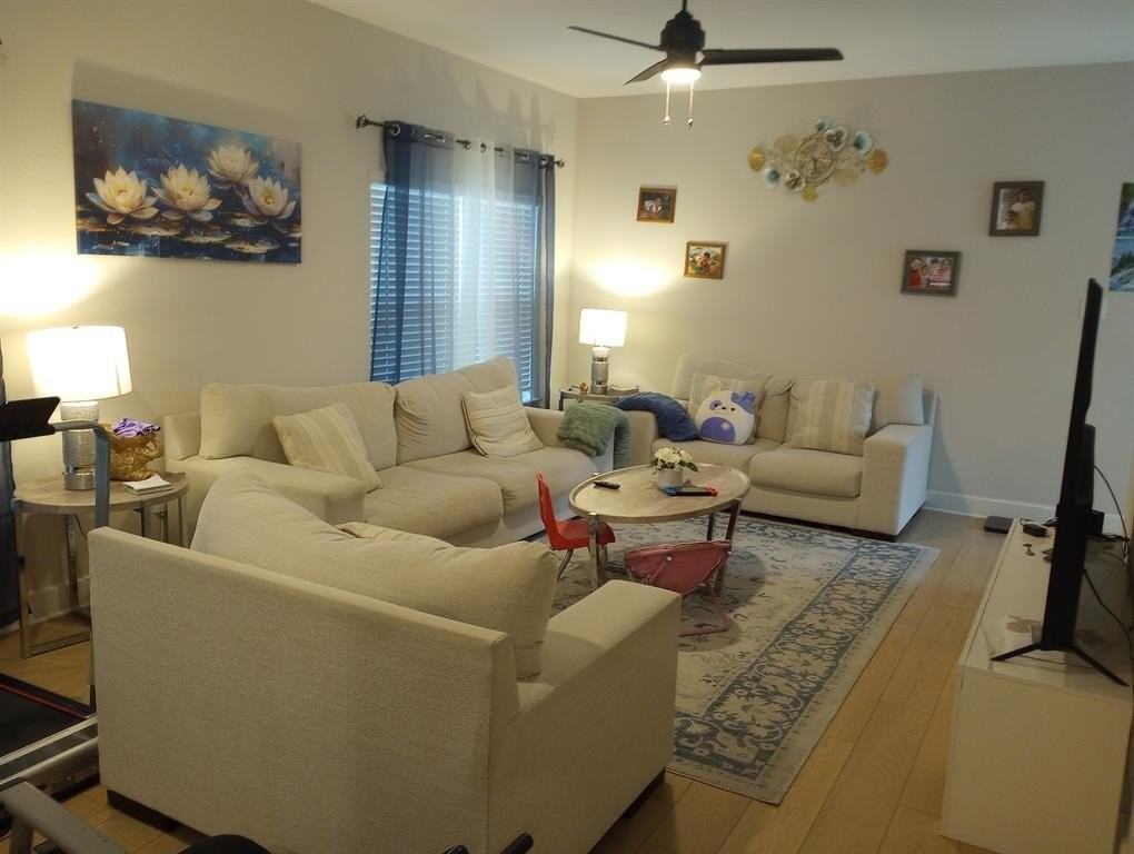 1328 Windermere Way - Photo 7 of 21