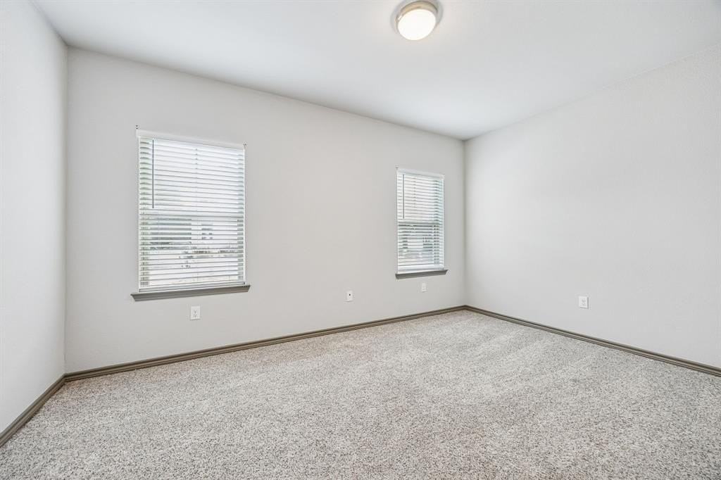 8714 Tudor Pl - Photo 6 of 18