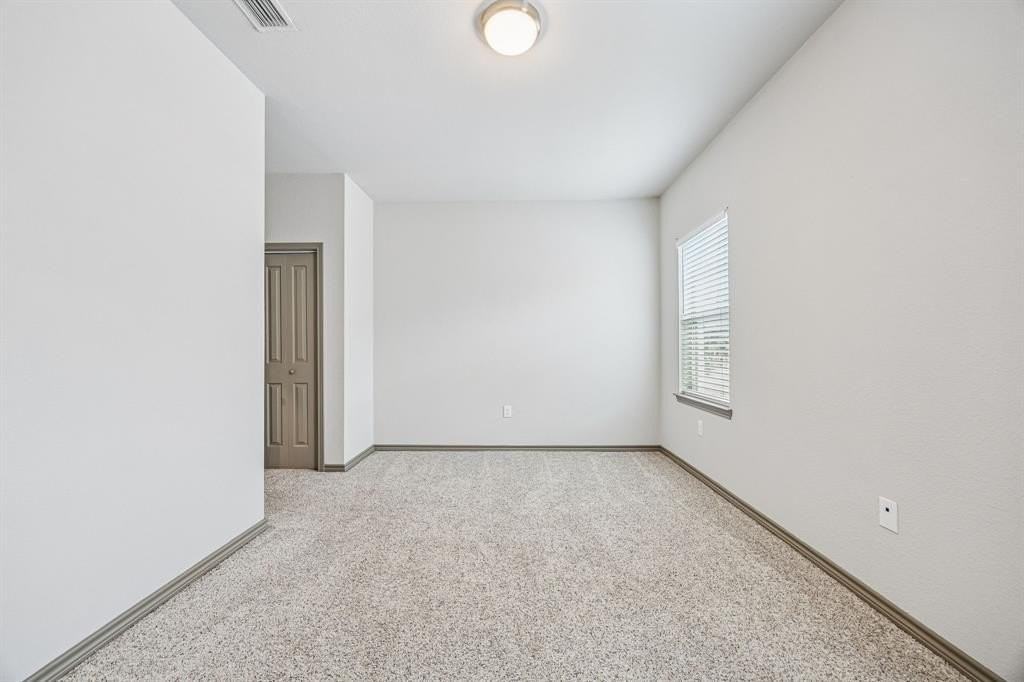 8714 Tudor Pl - Photo 7 of 18