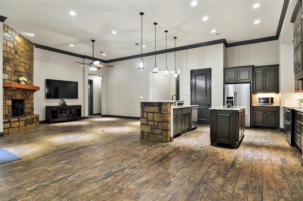 4620 Stoney Creek Ct - Photo 7 of 38