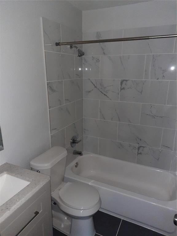 1011 Vine St #19 - Photo 3 of 5