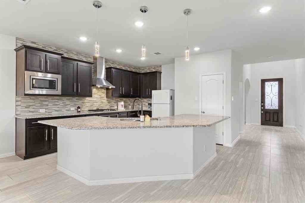 1610 Temperance Way - Photo 3 of 40