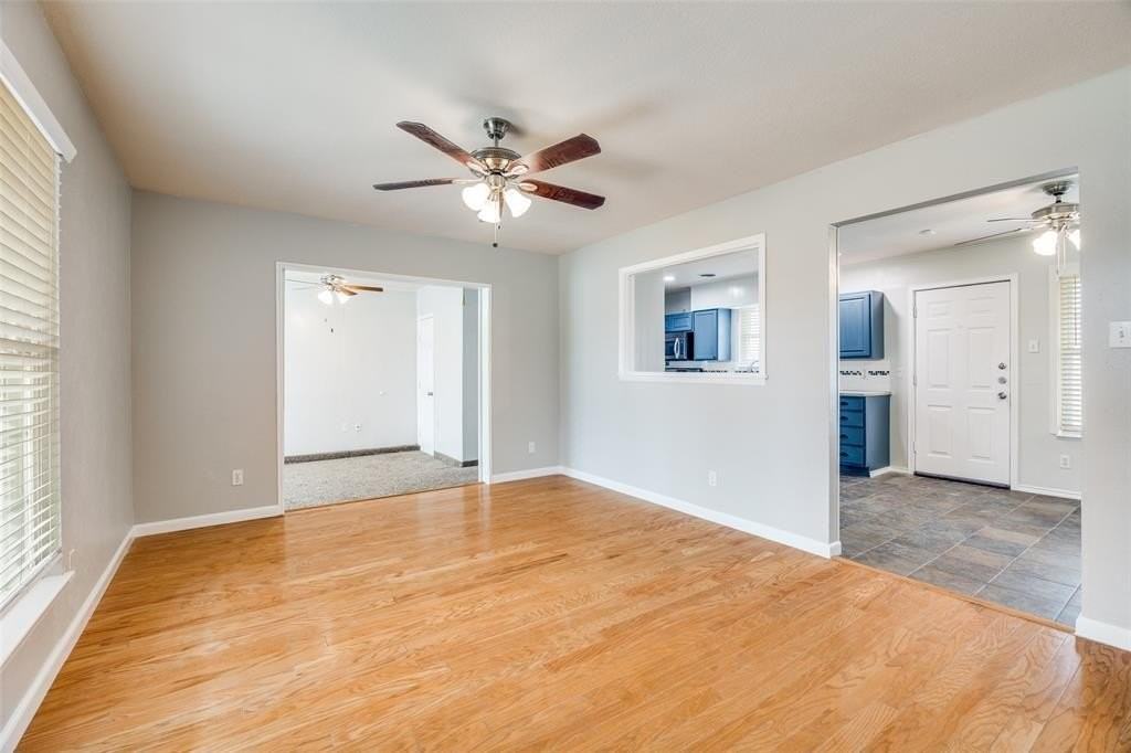 611 Fairview Dr - Photo 5 of 25