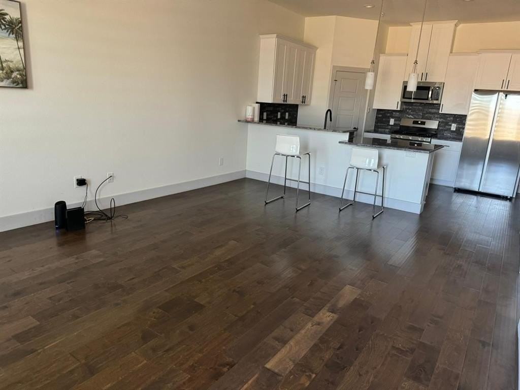 6043 Rivendell Dr - Photo 2 of 21