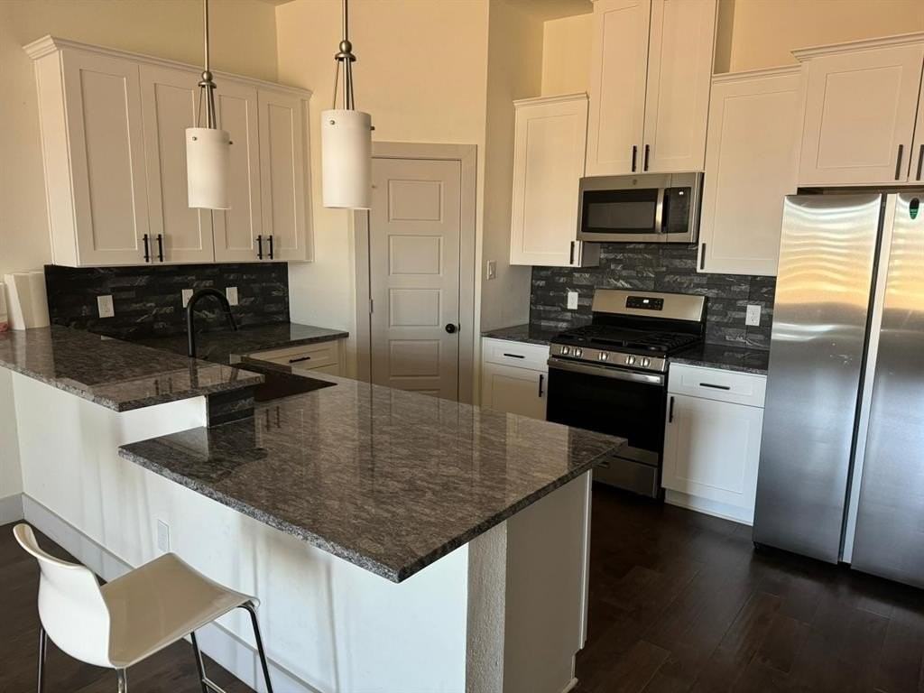 6043 Rivendell Dr - Photo 3 of 21