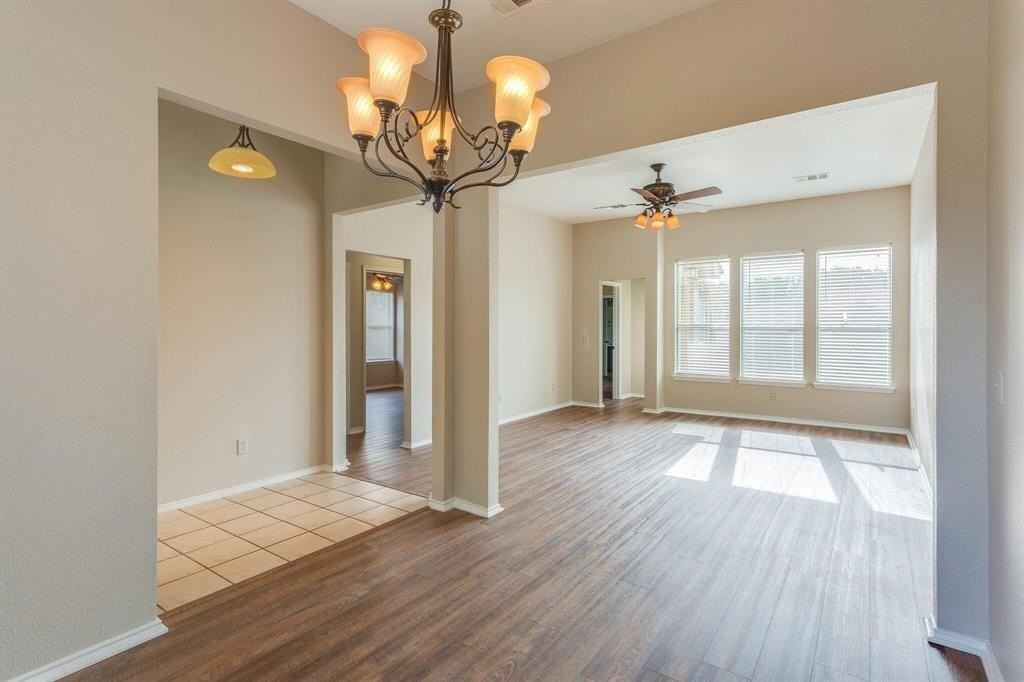 110 Windy Knoll Ln - Photo 5 of 25