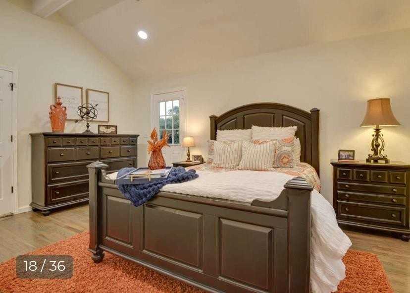 520 W Bluff St - Photo 6 of 36