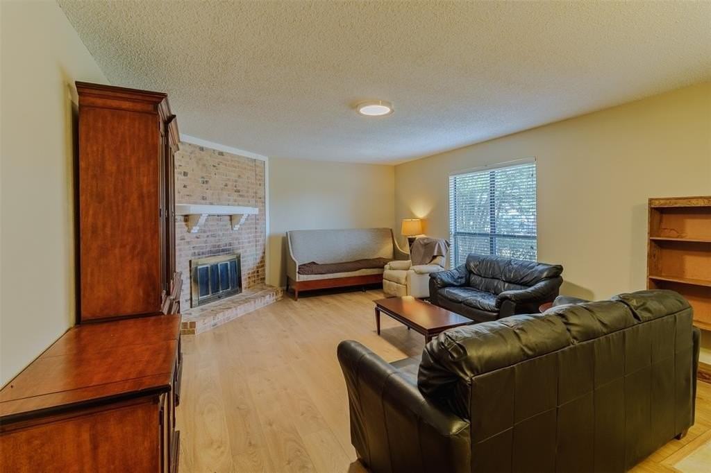 2614 Saint George Dr - Photo 6 of 23