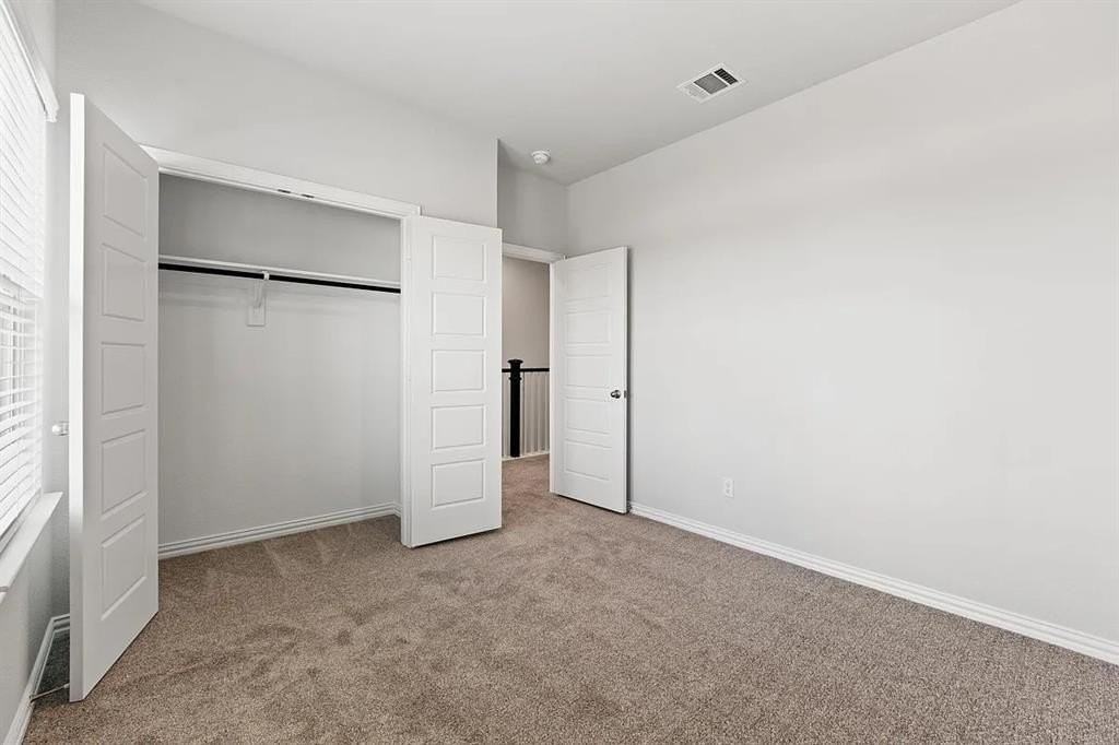 4831 Aldenbury St - Photo 7 of 21