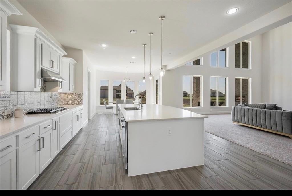 1405 Gairloch Dr - Photo 6 of 22