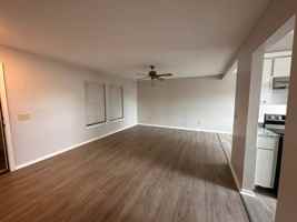 featured image of 1002 Sw Summit Ave #2