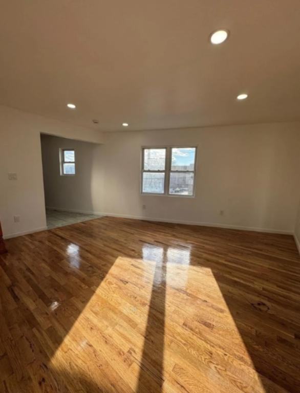 11055 159th St - Photo 2 of 10