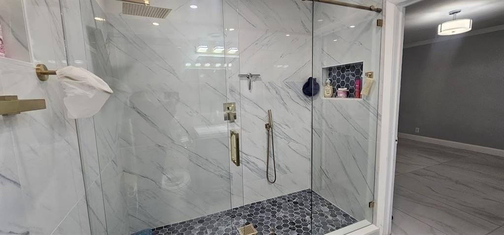 5424 Jackson St - Photo 4 of 23