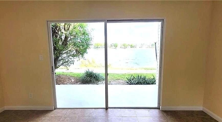 3433 Nw 44th St #101 - Photo 5 of 30