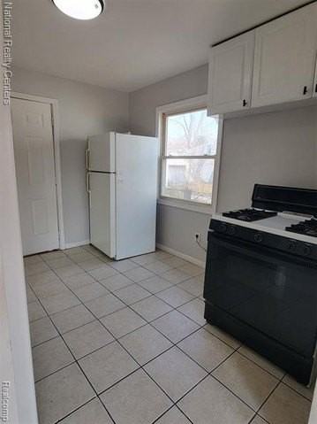 7527 Ford Ave - Photo 5 of 14