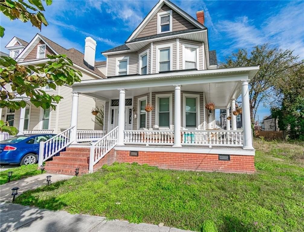 228 W 28th St - Photo 2 of 26