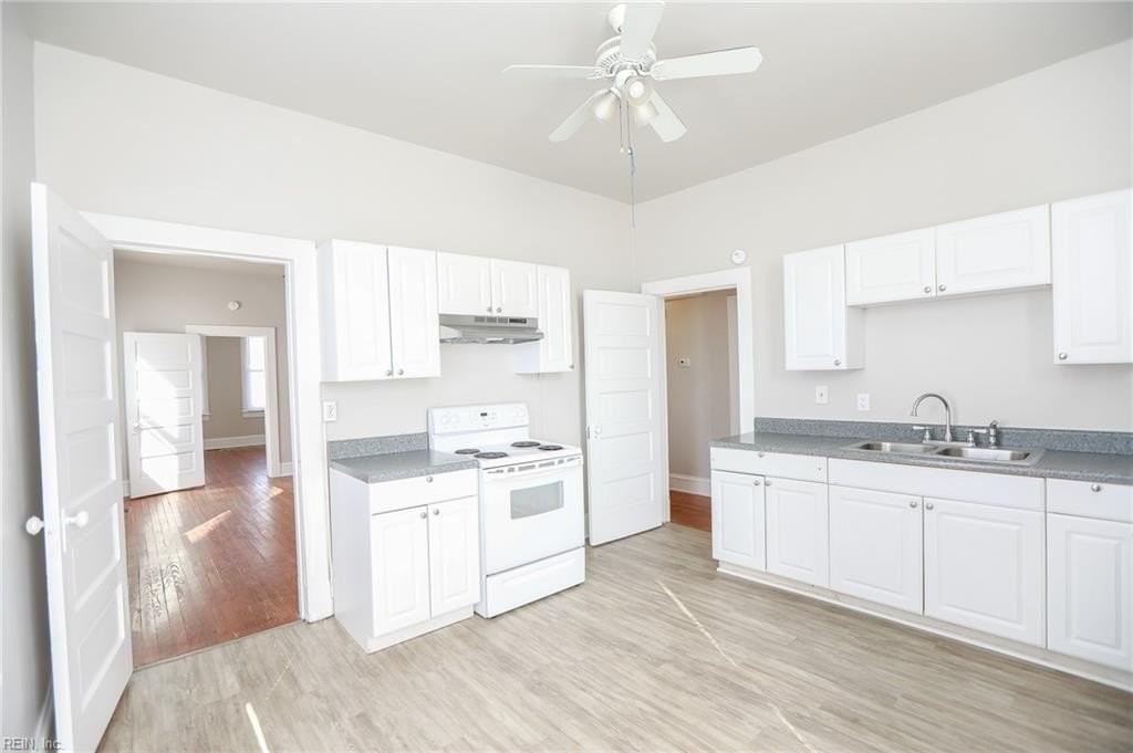 1439 Moultrie Ave - Photo 2 of 23