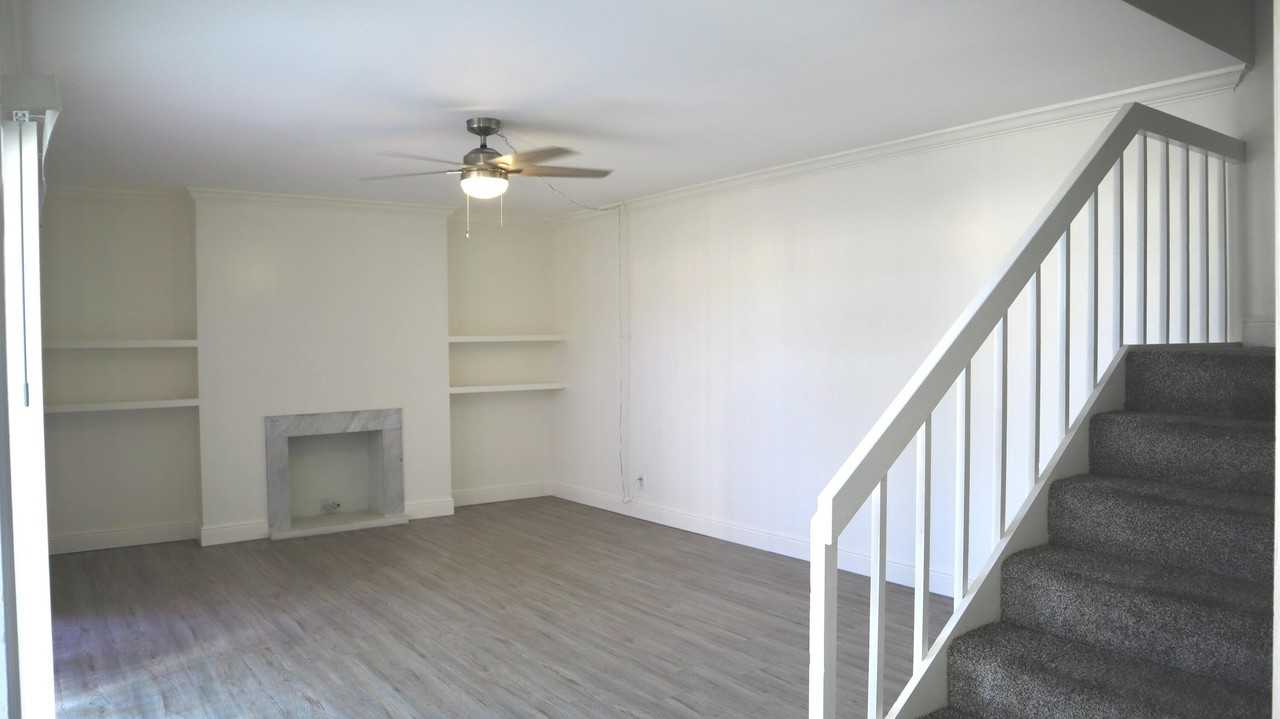 194 Lake Arbor Dr #1 - Photo 6 of 31