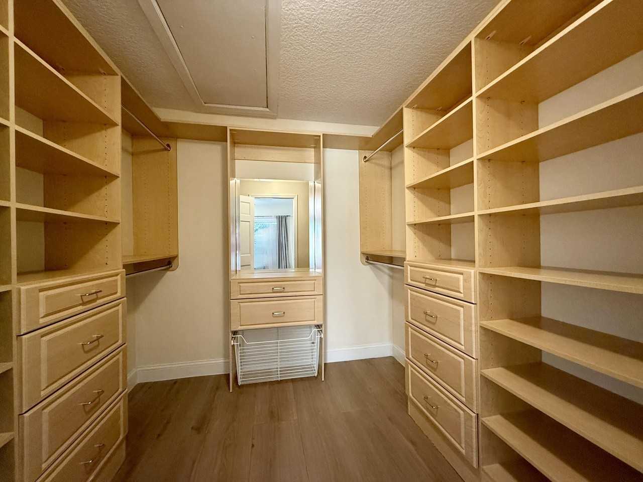 420 Park Forest Way - Photo 7 of 11