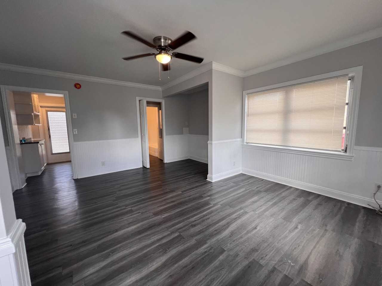 101 S Golfview Rd #1 - Photo 3 of 29