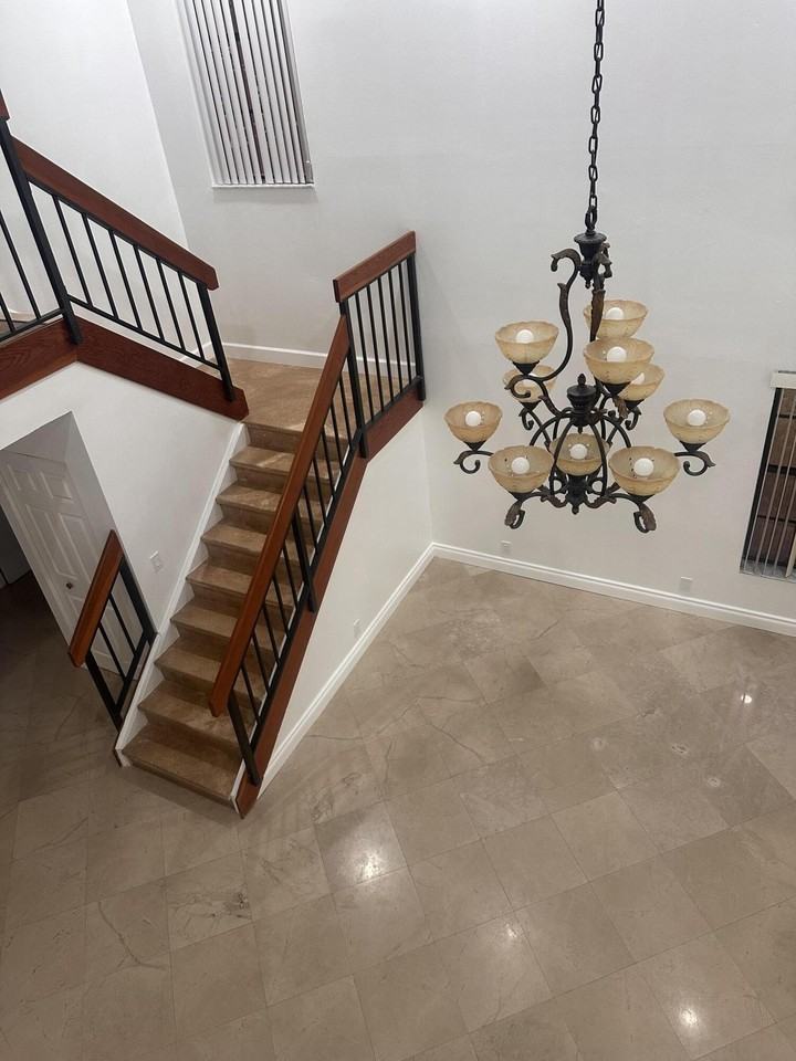 1752 Shoreside Cir - Photo 7 of 26