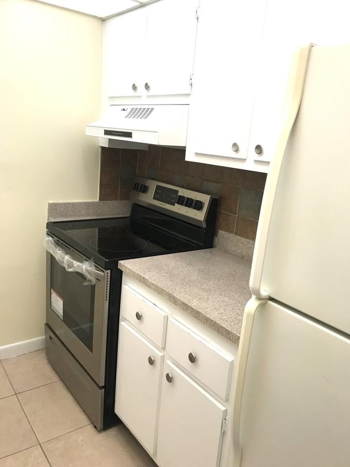 4141 Nw 90th Ave #103 - Photo 7 of 14