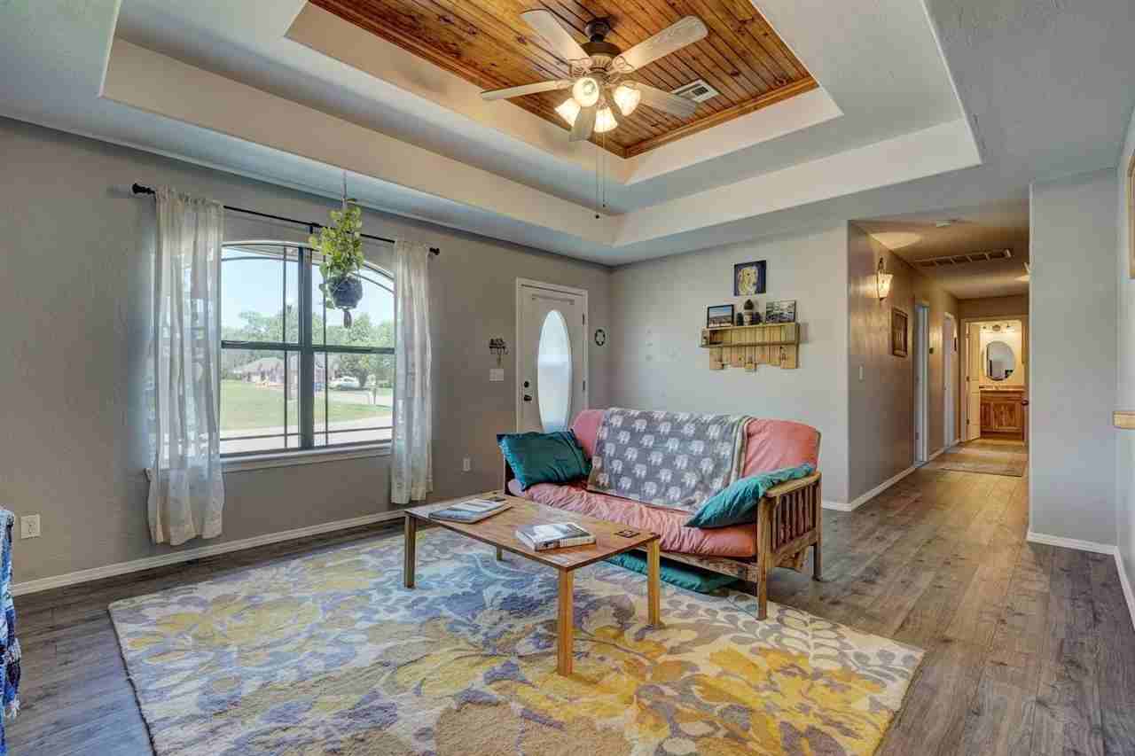 2321 Timbercrest Dr - Photo 6 of 27