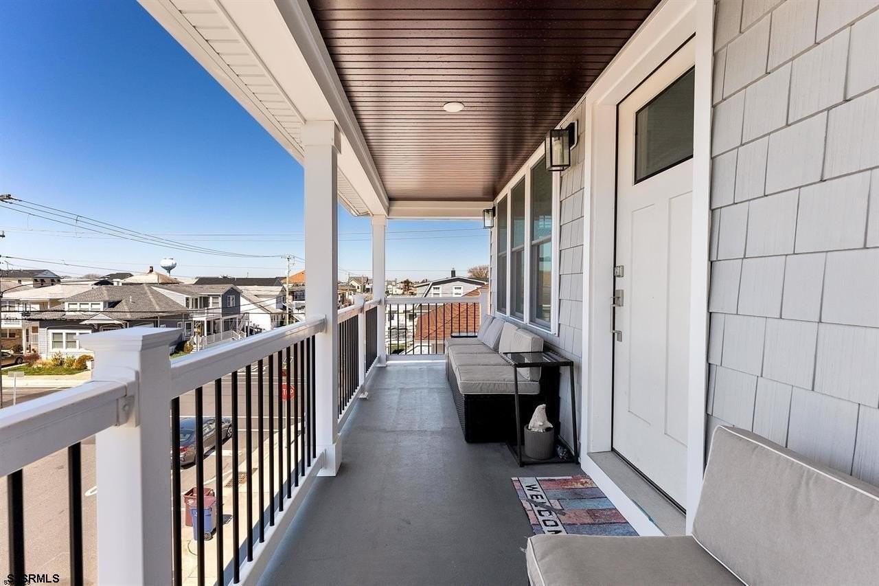 21 N Wyoming Ave - Photo 3 of 25