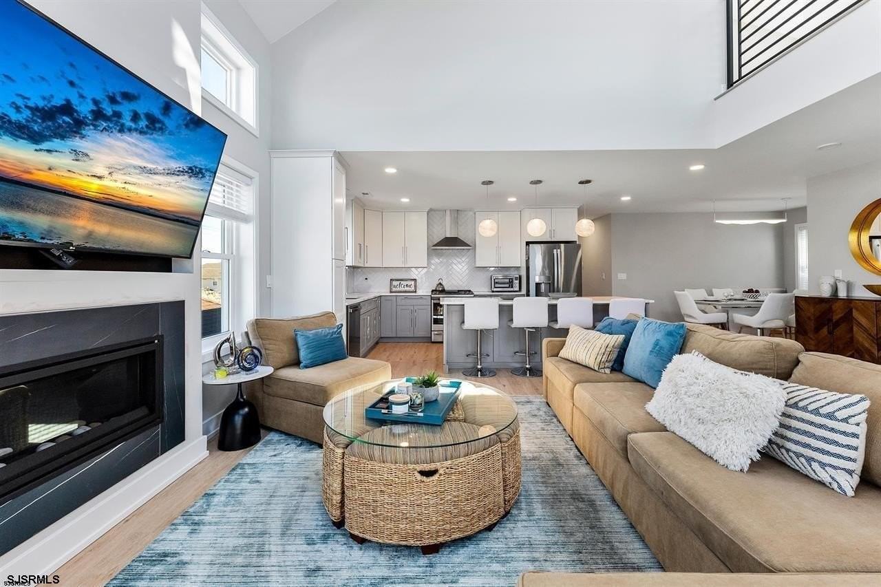 21 N Wyoming Ave - Photo 4 of 25