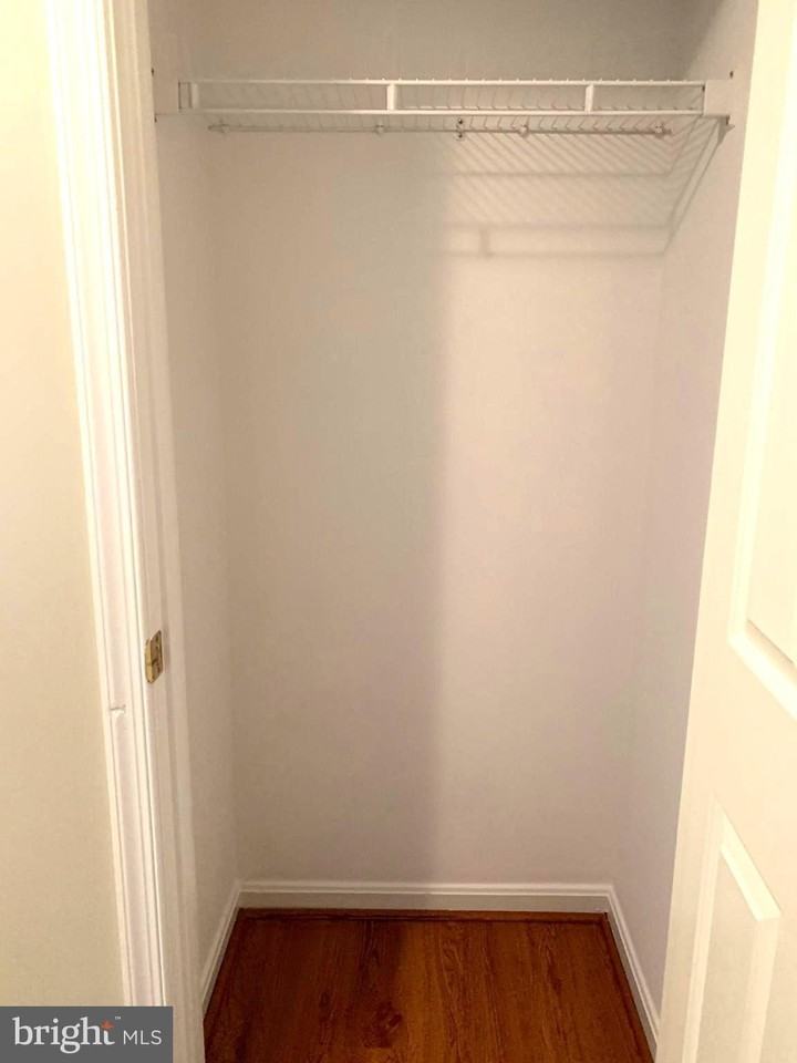 232 Kirbys Landing Ct - Photo 4 of 34