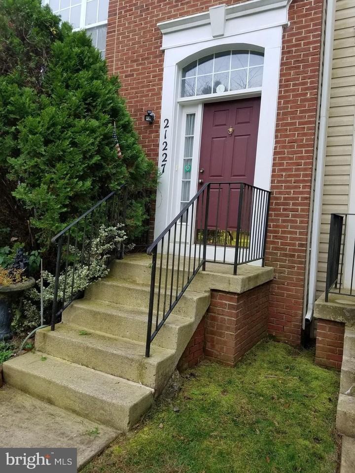 21227 Delevan Way Unit 160 #160 - Photo 2 of 24