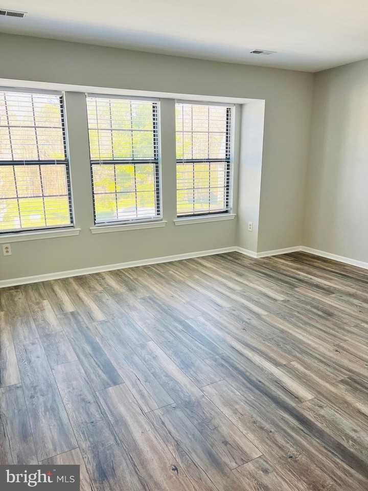 88 Bridgewater Dr - Photo 7 of 16