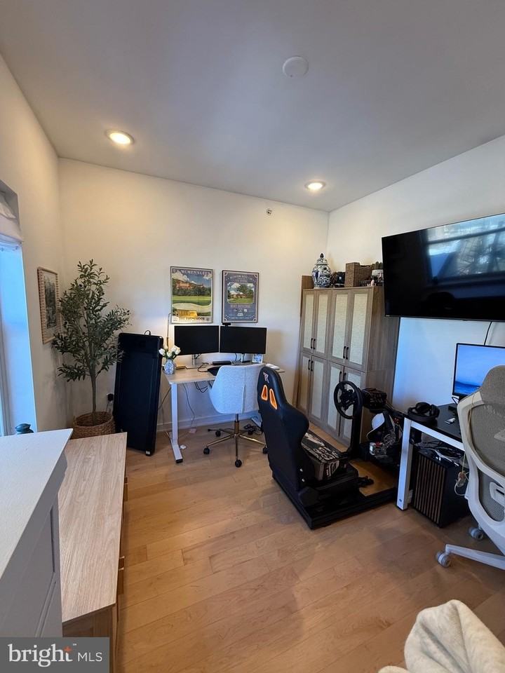 966 N Marshall St Unit C #C - Photo 3 of 16