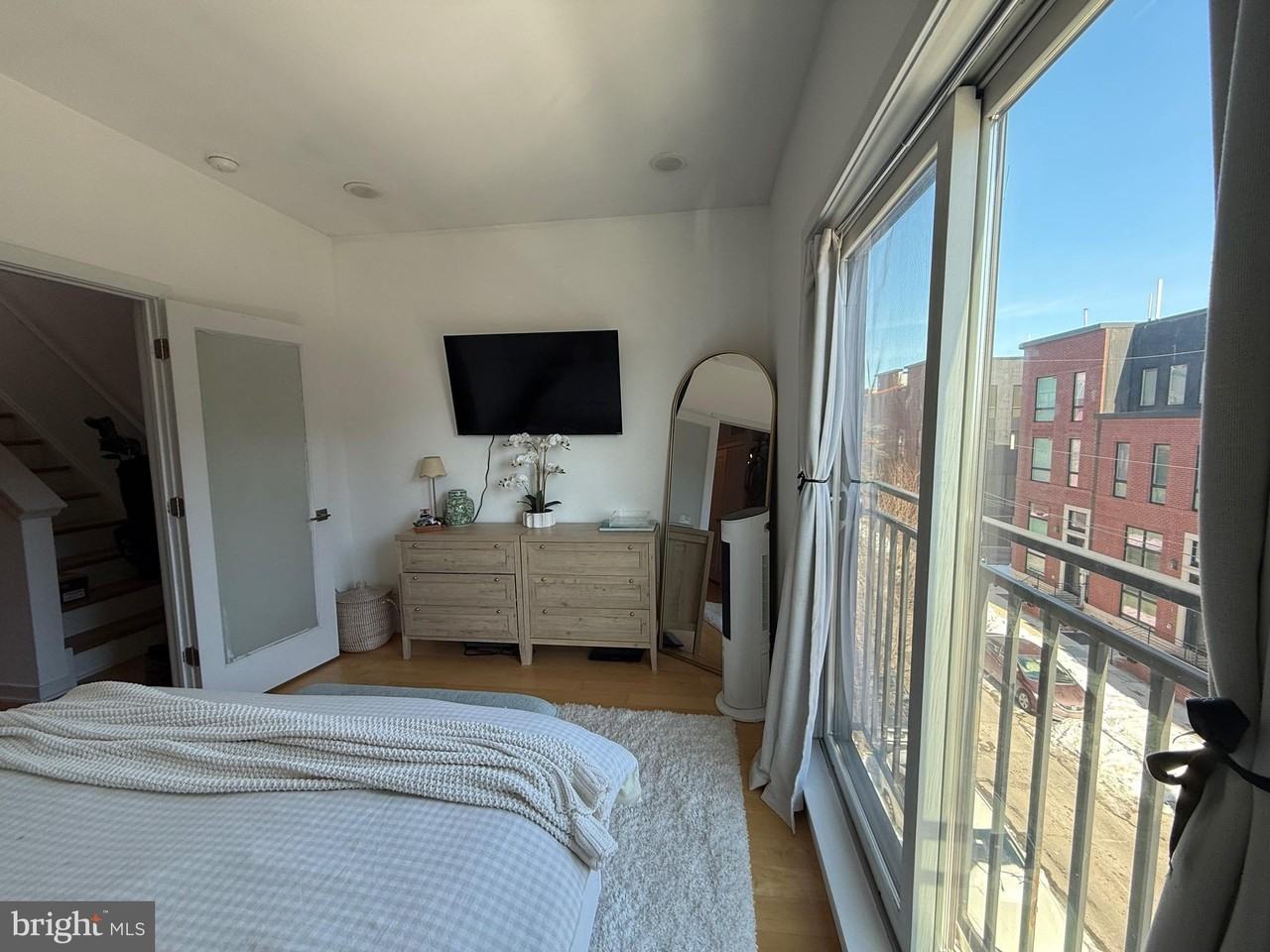 966 N Marshall St Unit C #C - Photo 5 of 16