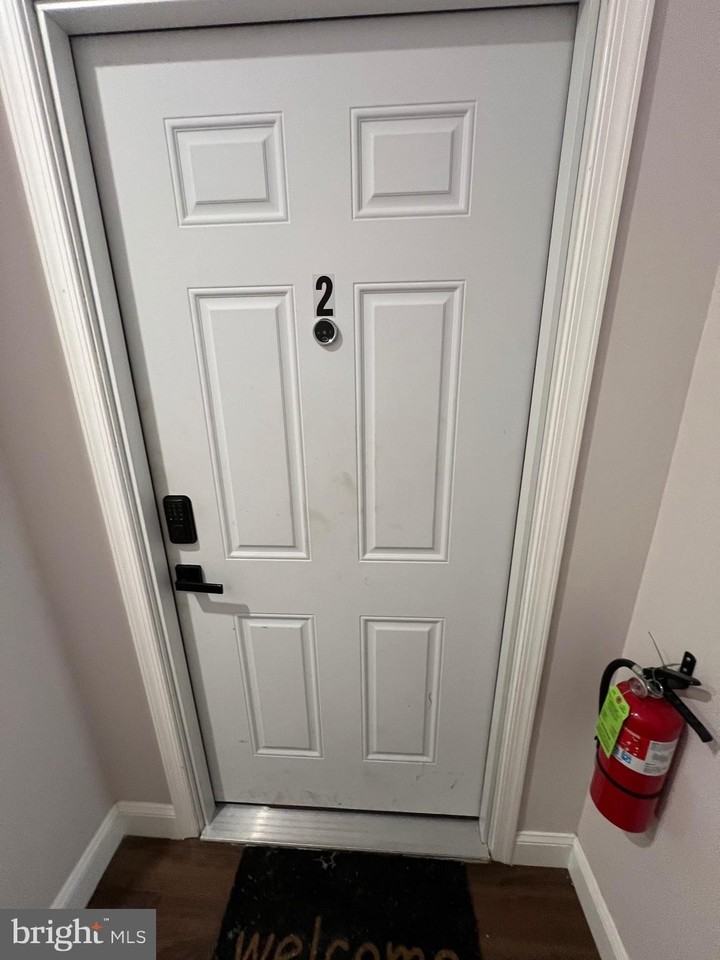 1985 N 63rd St Unit 2 #2 - Photo 2 of 23