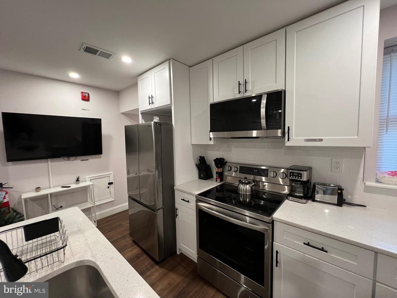 1985 N 63rd St Unit 2 #2 - Photo 6 of 23