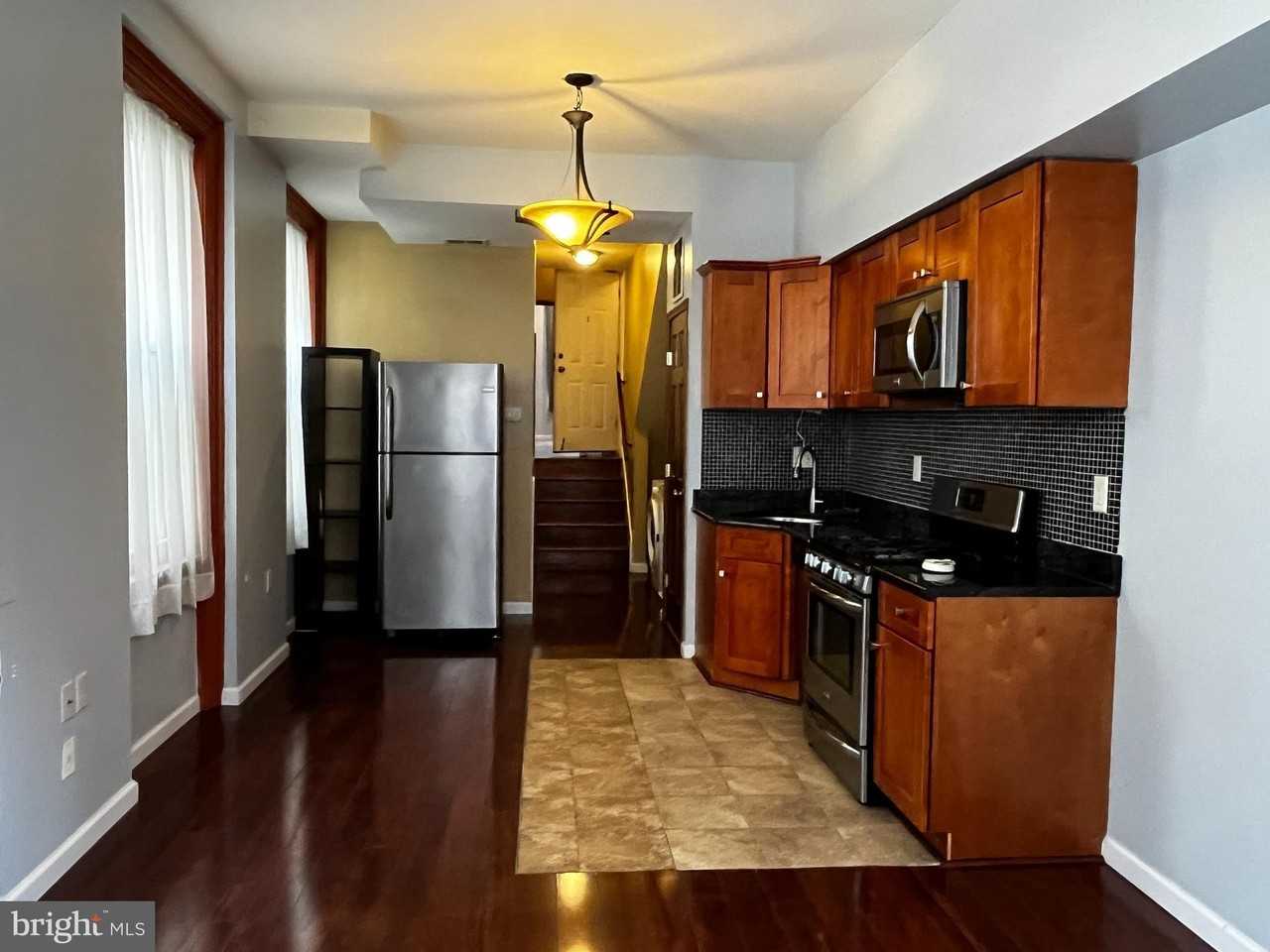 2044 Cherry St 2nd Fl #2ndFL - Photo 7 of 24