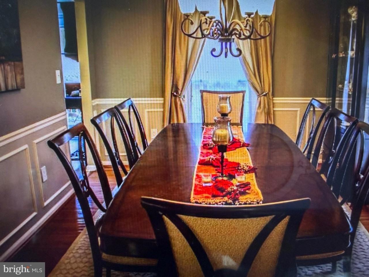 6236 Walkers Croft Way - Photo 2 of 16