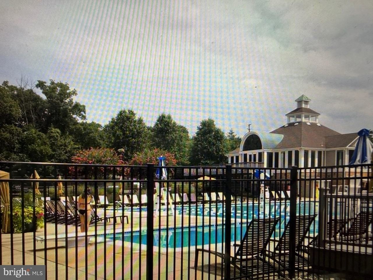 6236 Walkers Croft Way - Photo 5 of 25