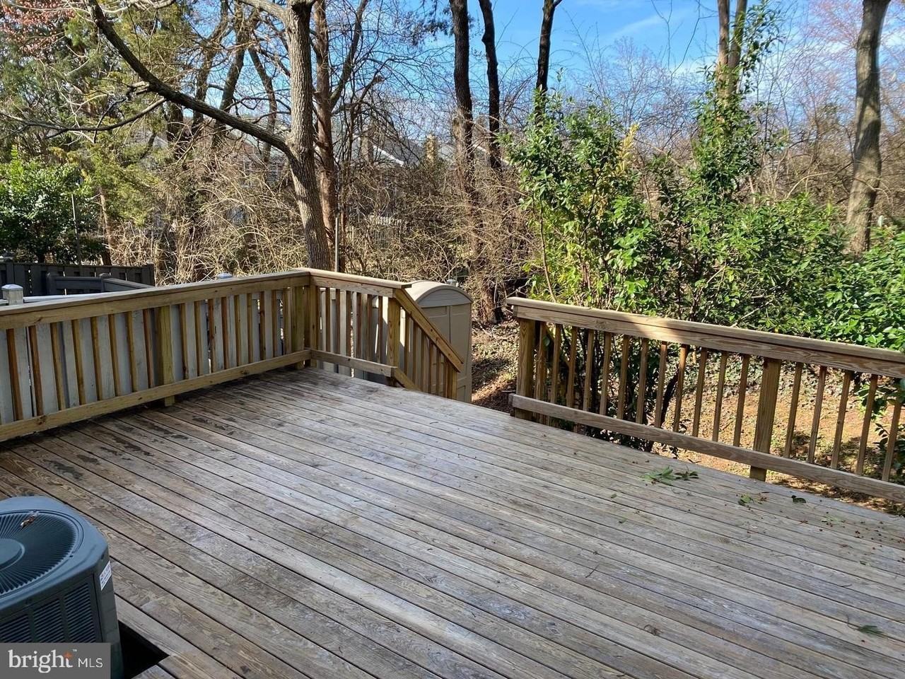 3055 Braxton Wood Ct - Photo 3 of 16