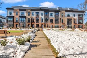 featured image of 2134 Tysons Ridgeline Rd