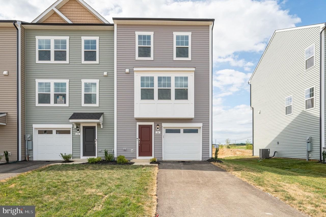 24 Armistead Pl - Photo 2 of 27