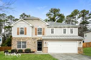 featured image of 204 Hillview Dr