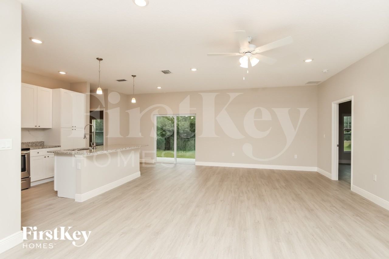 150 Warwick St Se - Photo 3 of 16