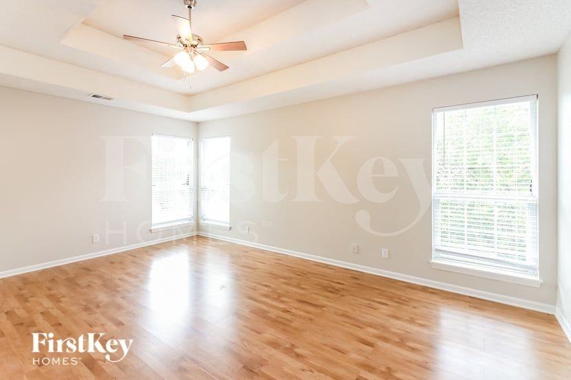 15626 Riley St - Photo 7 of 15