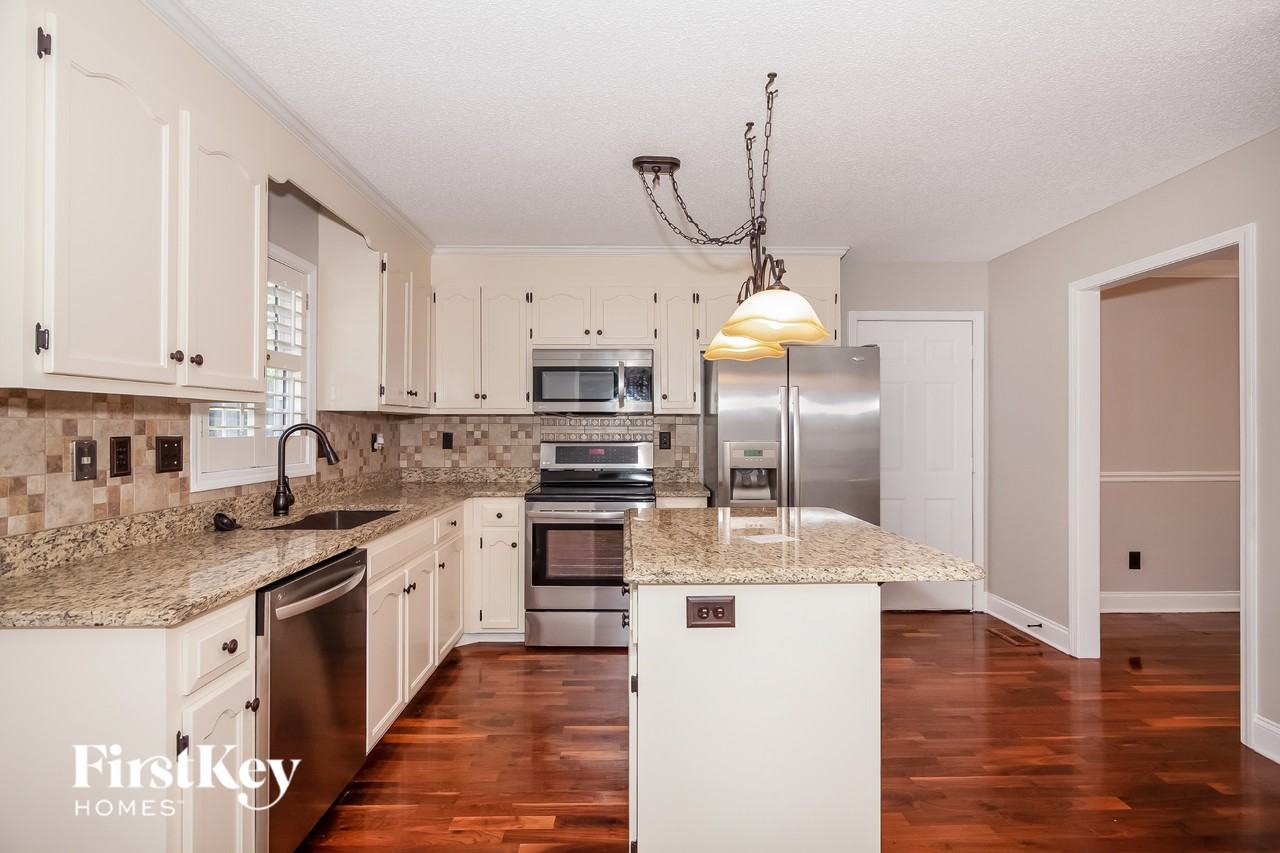 120 Hunters Pointe Dr - Photo 5 of 15