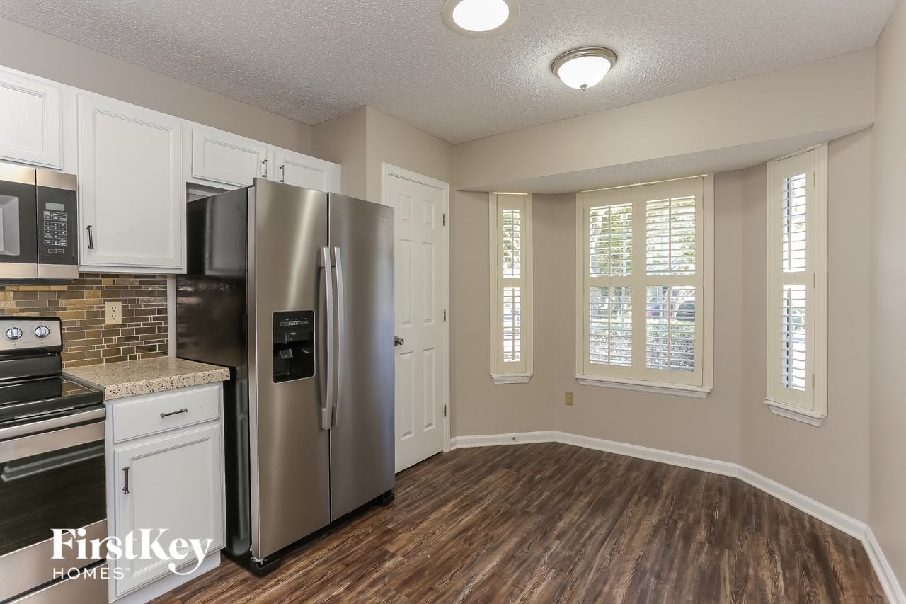 1734 Chandelier Cir E - Photo 7 of 15